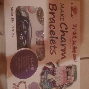Bracelet making kit